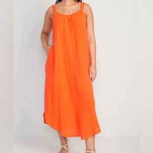 Old Navy Sleeveless Shirred Maxi Dress